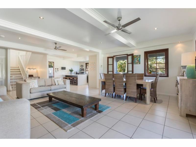 32 Beaconsfield Terrace, The Range QLD 4700